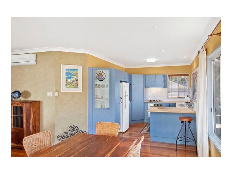 49 John Street, Forresters Beach NSW 2260