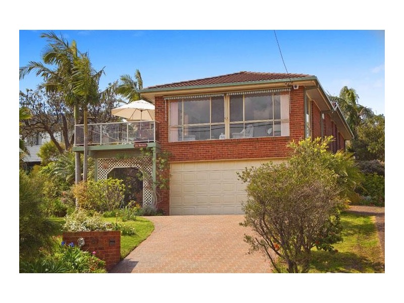 57 Forresters Beach Road, Forresters Beach NSW 2260