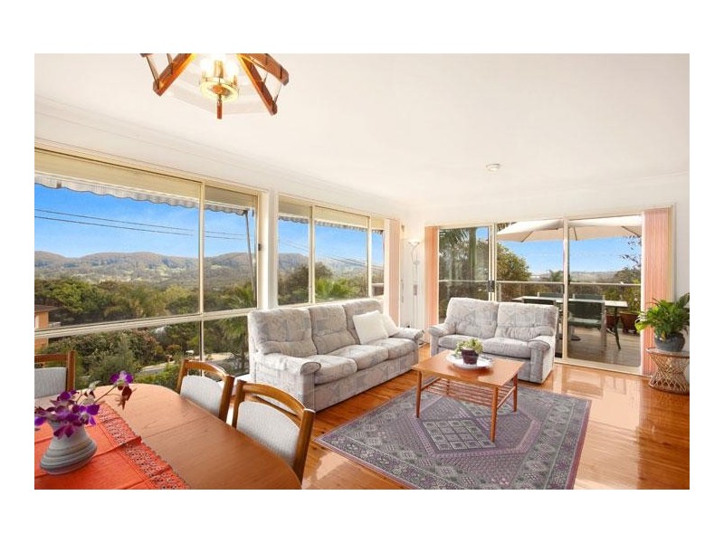 57 Forresters Beach Road, Forresters Beach NSW 2260