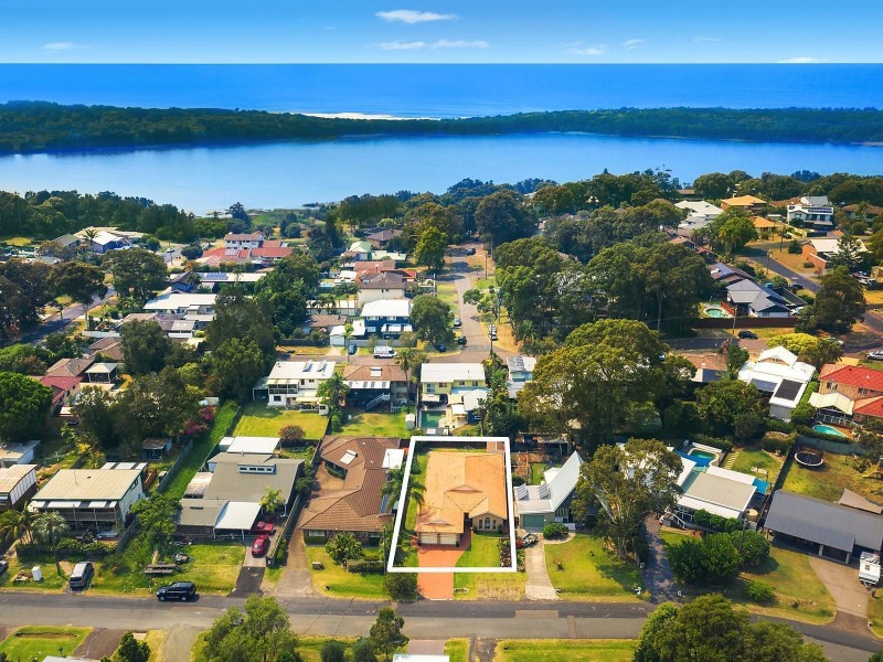 21 Tall Timbers Road, Wamberal NSW 2260