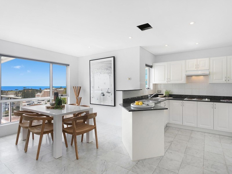 2/38 Barnhill Road, Terrigal NSW 2260