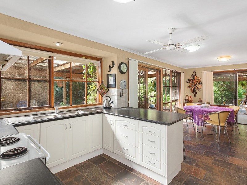 5 Malkana Avenue, Forresters Beach NSW 2260