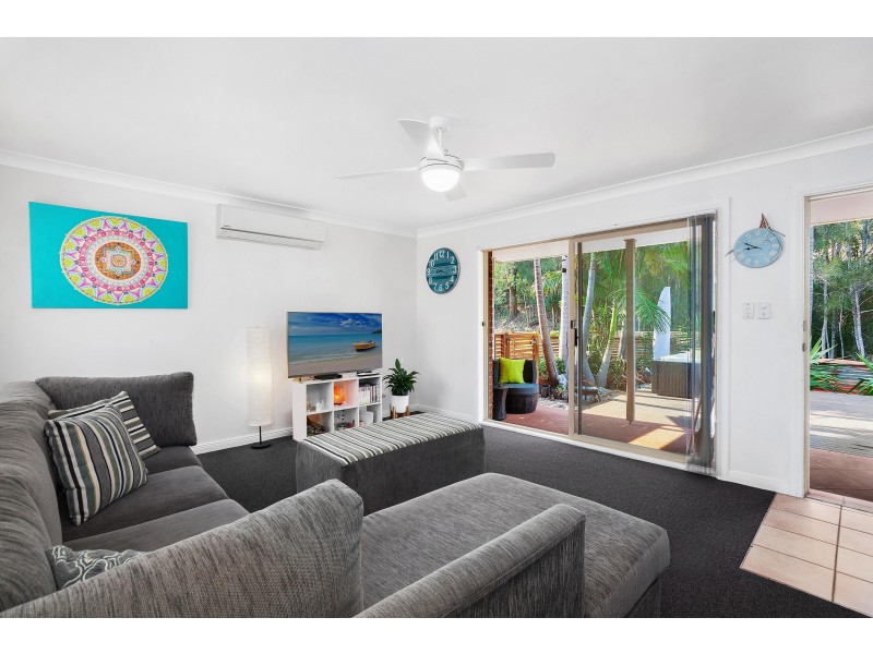 1/15 Maas Parade, Forresters Beach NSW 2260