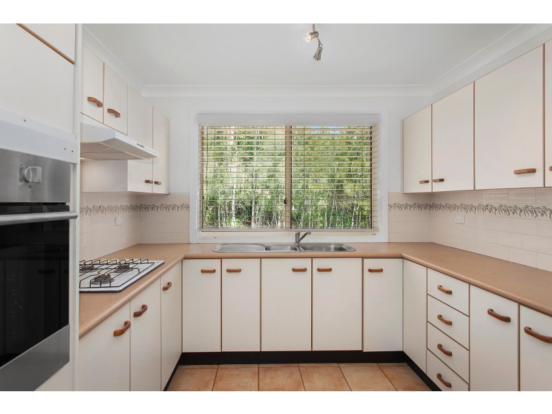 1/15 Maas Parade, Forresters Beach NSW 2260