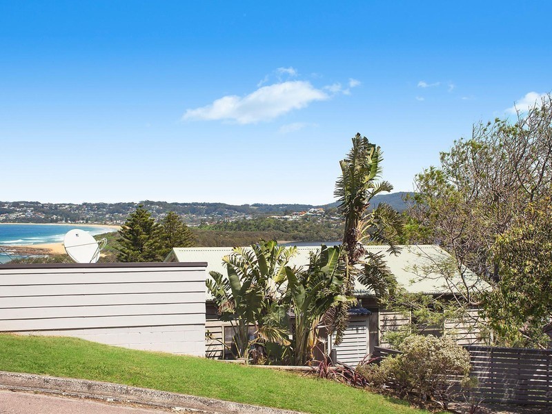 6 Kalakau Avenue, Forresters Beach NSW 2260