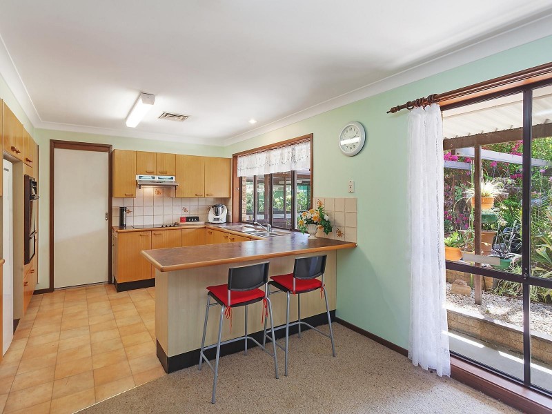 35 Samantha Crescent, Kincumber NSW 2251