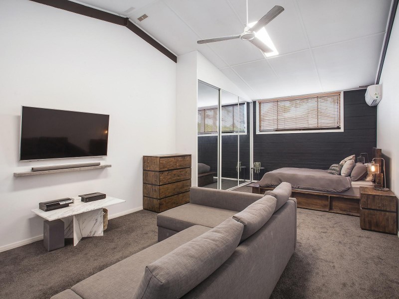 11 Mimosa Avenue, Saratoga NSW 2251