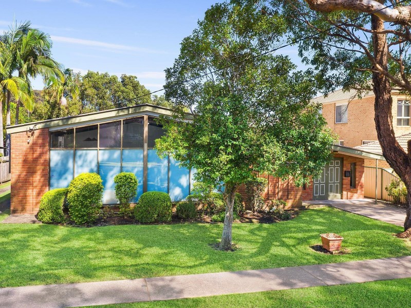 11 Mimosa Avenue, Saratoga NSW 2251