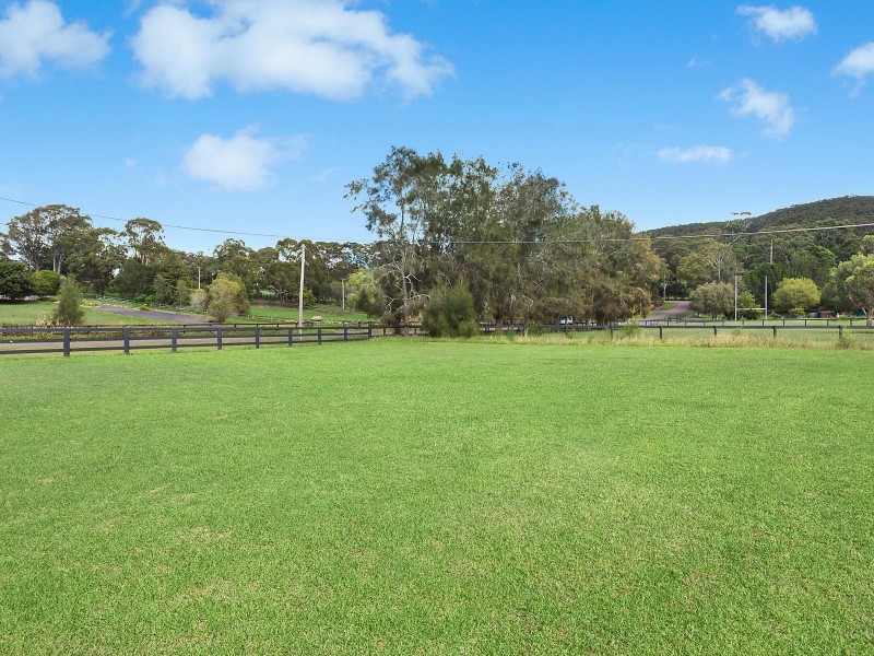 5 Warrambool Road, Wamberal NSW 2260