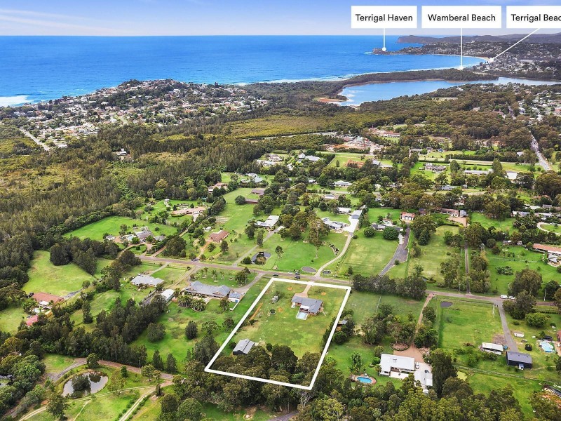 5 Warrambool Road, Wamberal NSW 2260