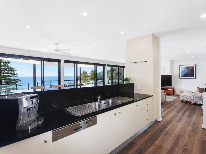 112 Avoca Drive, Avoca Beach NSW 2251