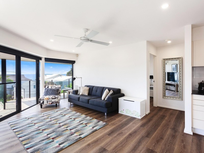 112 Avoca Drive, Avoca Beach NSW 2251