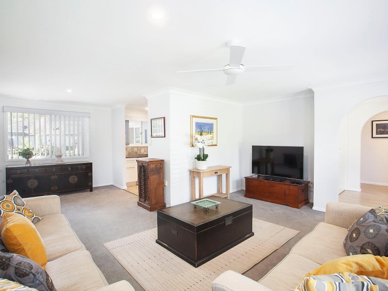 3 Windsor Road, Wamberal NSW 2260