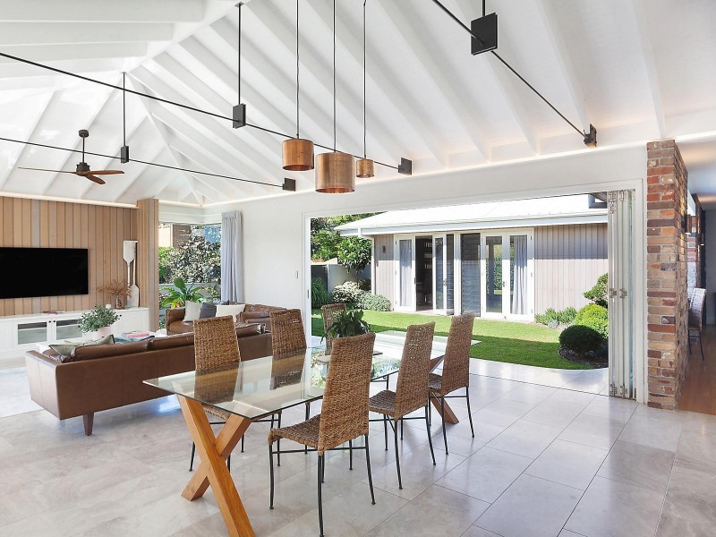 1 Grove Road, Wamberal NSW 2260