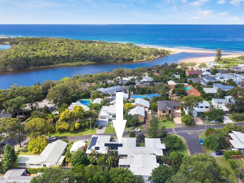 1 Grove Road, Wamberal NSW 2260