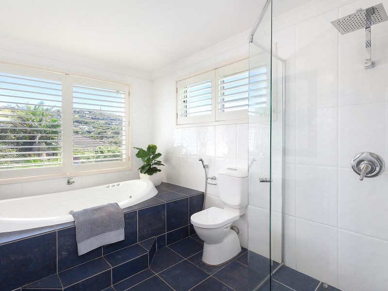 8 Del Rio Drive, Copacabana NSW 2251