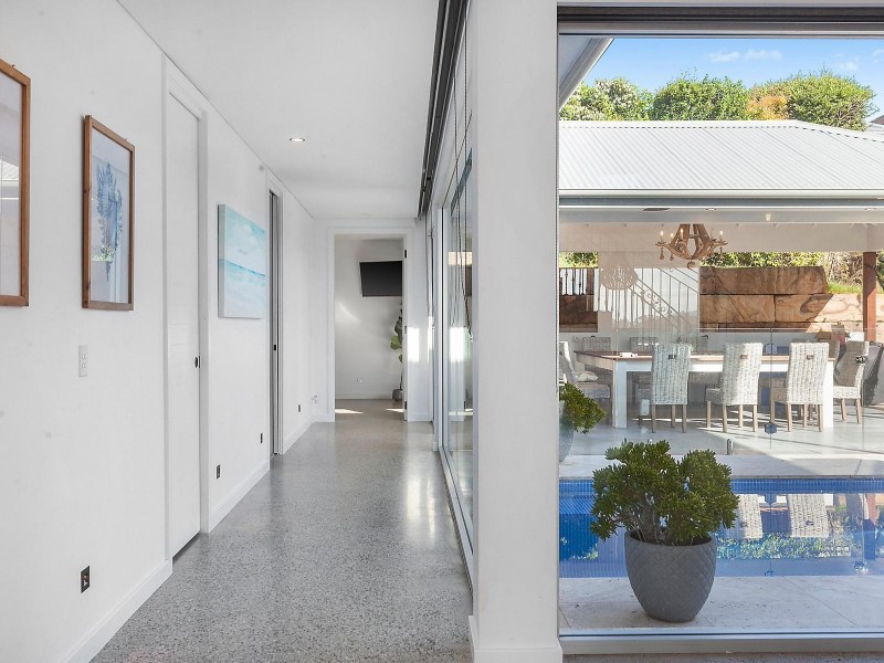 122 Ocean View Drive, Wamberal NSW 2260