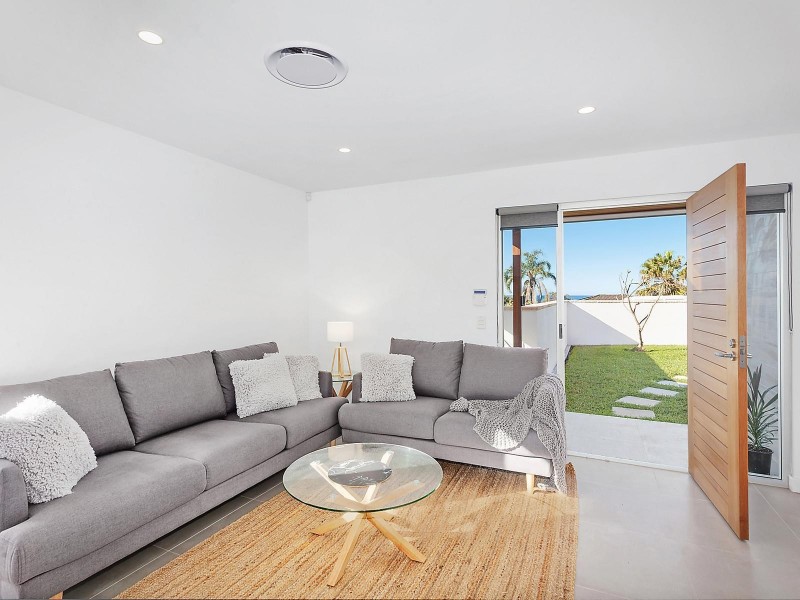 122 Ocean View Drive, Wamberal NSW 2260