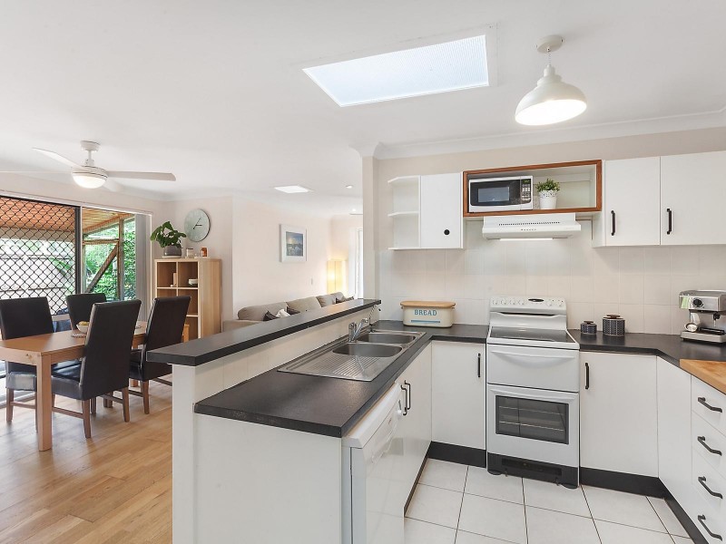 5 Gumleaf Close, Erina NSW 2250