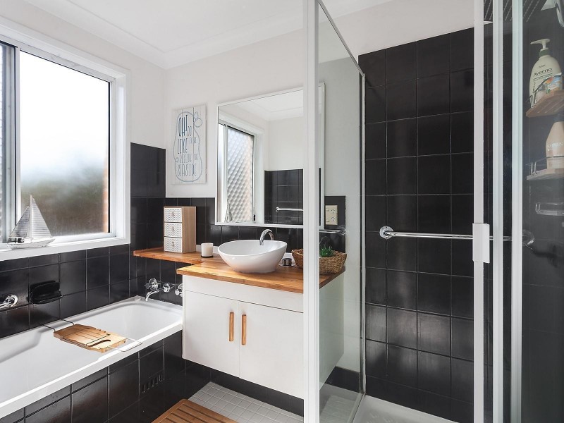 5 Gumleaf Close, Erina NSW 2250