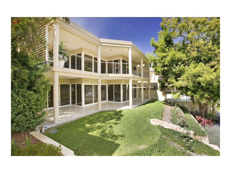 30 Albany Street, Point Frederick NSW 2250