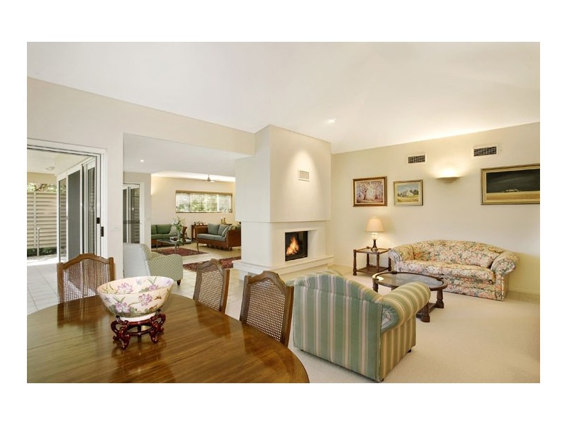 30 Albany Street, Point Frederick NSW 2250