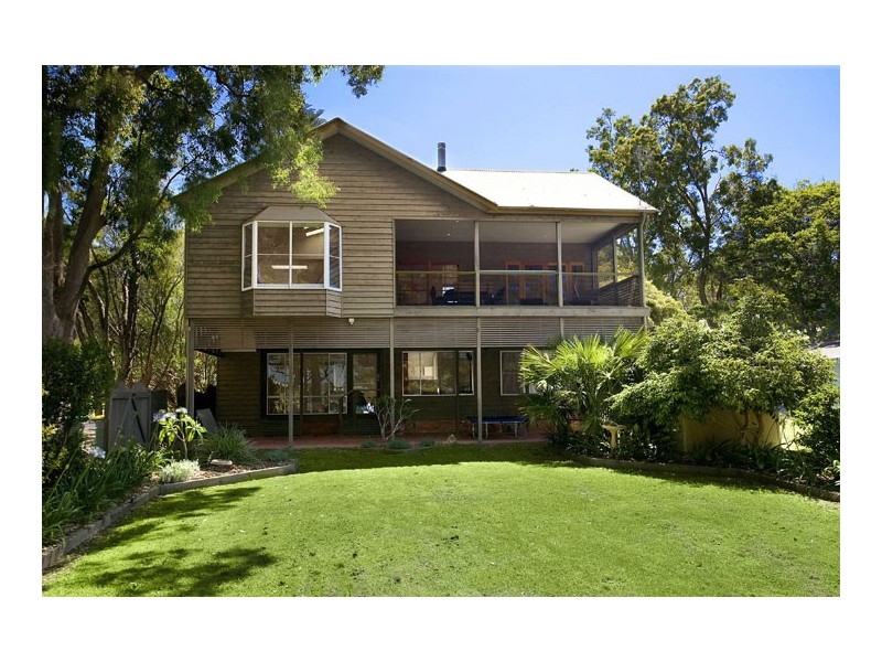 6 Pearl Parade, Pearl Beach NSW 2256