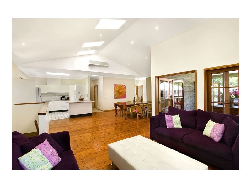 6 Pearl Parade, Pearl Beach NSW 2256