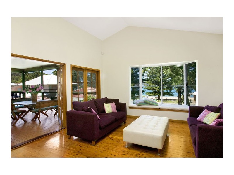 6 Pearl Parade, Pearl Beach NSW 2256