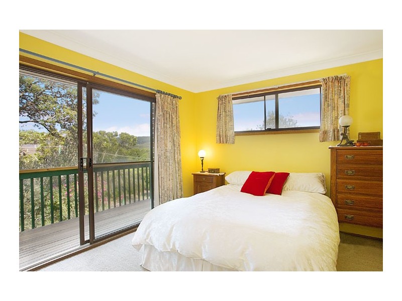 30 Bluewave Crescent, Forresters Beach NSW 2260