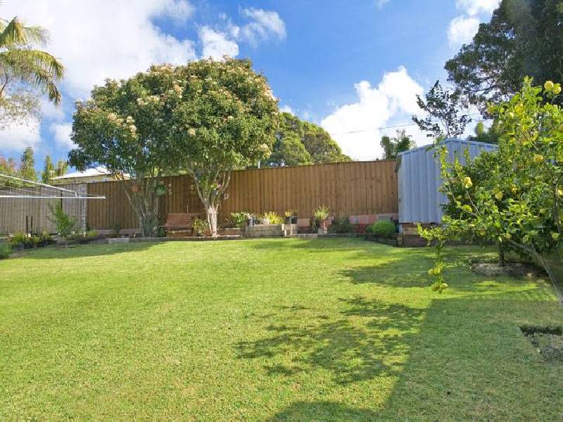 13 Coreen Drive, Wamberal NSW 2260