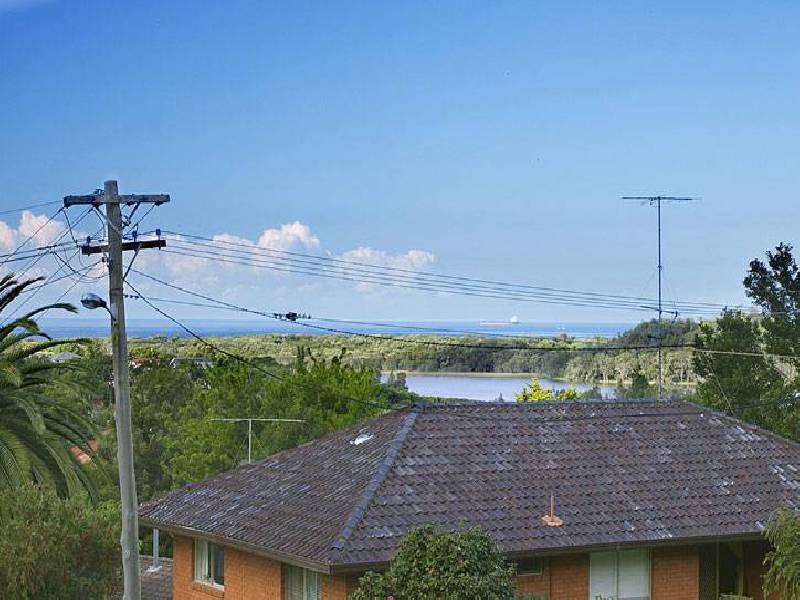 13 Coreen Drive, Wamberal NSW 2260