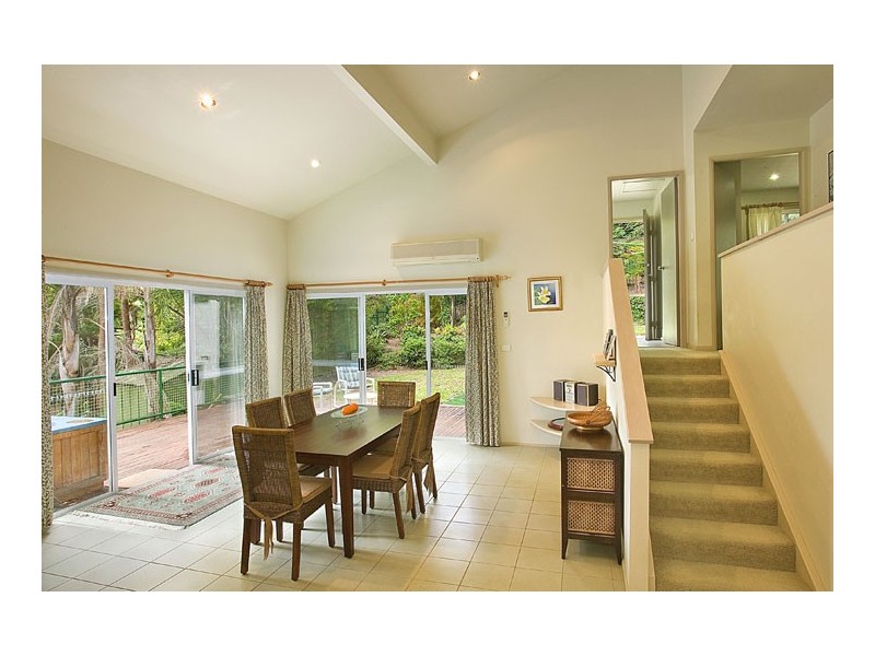 129 Lakeshore Drive, North Avoca NSW 2260