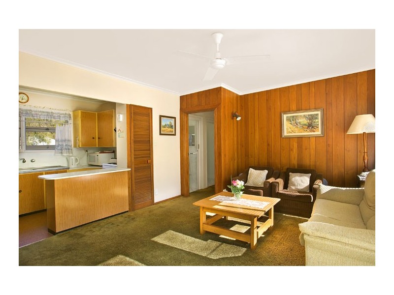 15  Emerald Avenue, Pearl Beach NSW 2256