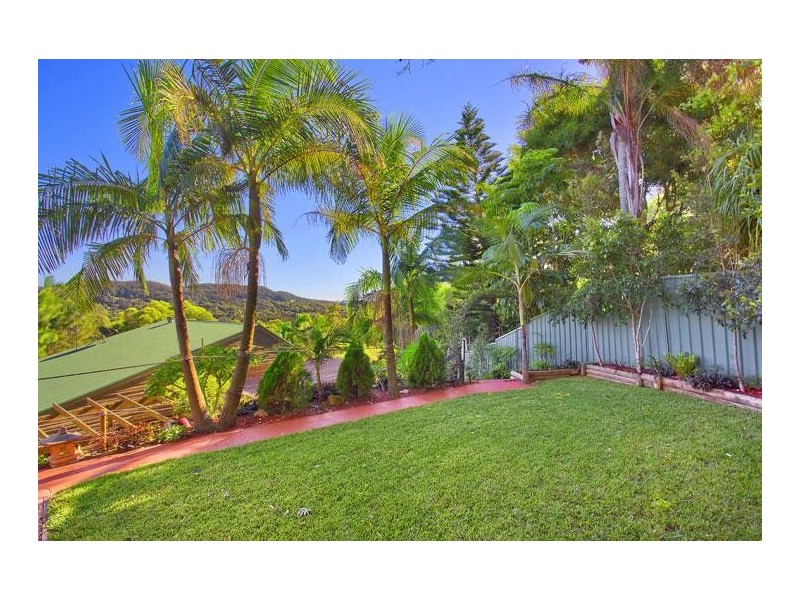 2A Arthur Place, Forresters Beach NSW 2260