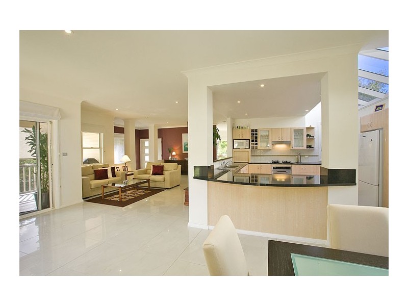 1 Norahview Street, Bateau Bay NSW 2261