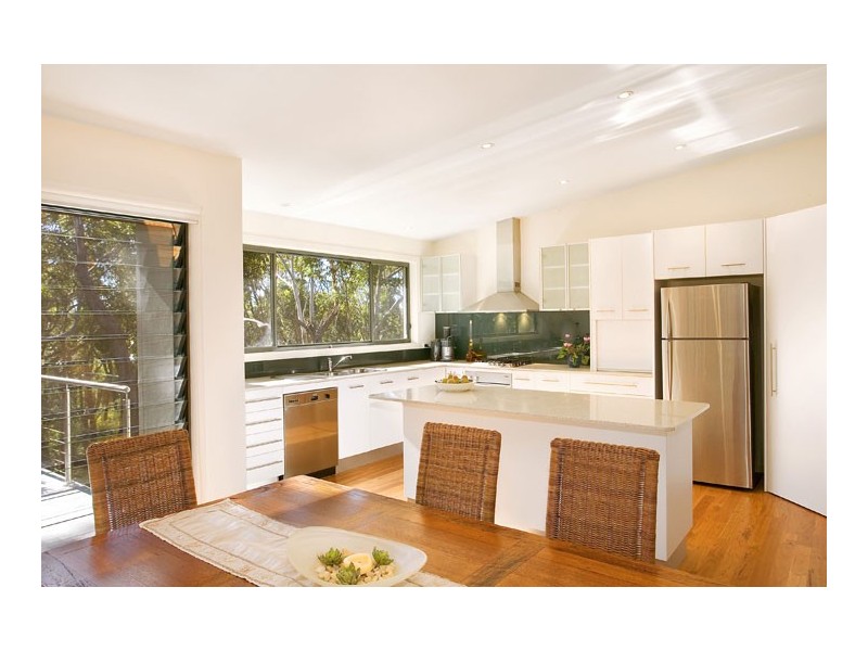 25 Beachview Esplanade, Macmasters Beach NSW 2251