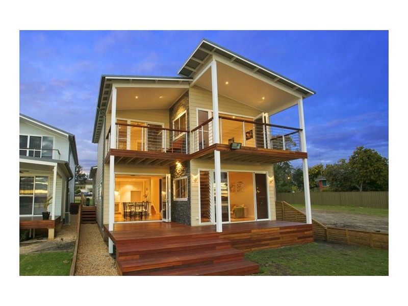 25 Kenilworth Street, Mannering Park NSW 2259