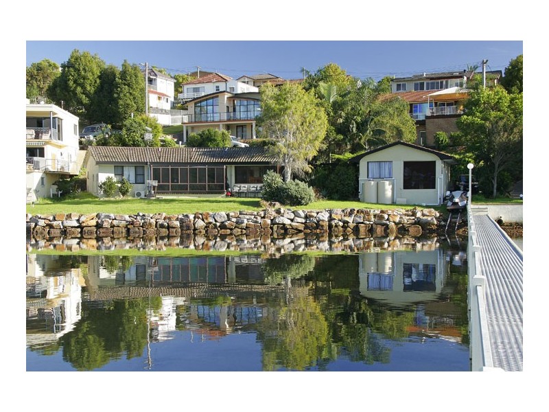 27  Wharf Street, East Gosford NSW 2250