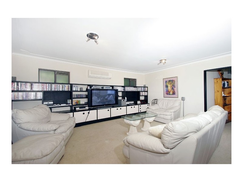 27  Wharf Street, East Gosford NSW 2250