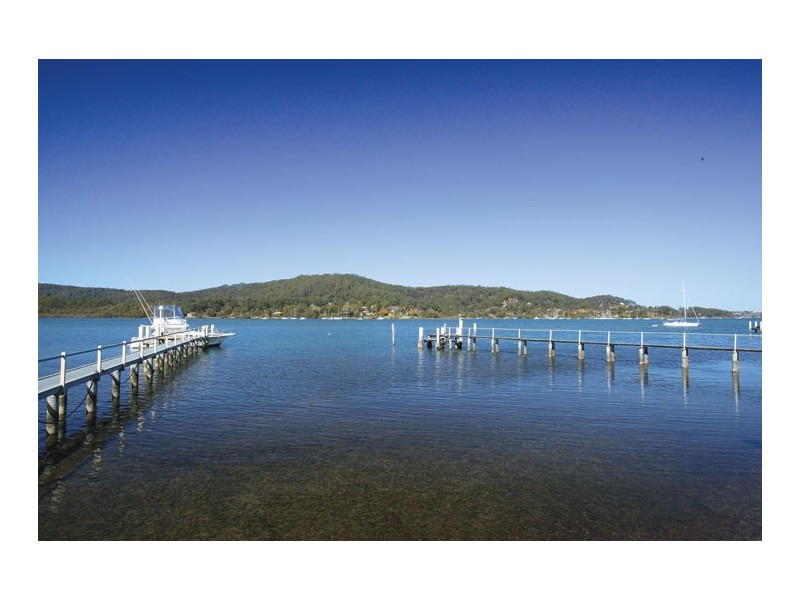 27  Wharf Street, East Gosford NSW 2250