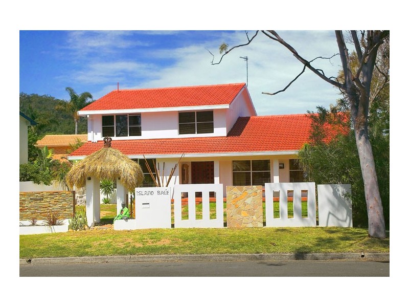 4 Mainsail Avenue, St Huberts Island NSW 2257