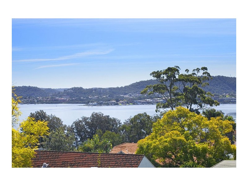 5 Lexington Parade, Green Point NSW 2251