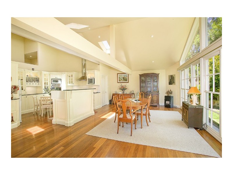 6 Tees Close, Erina NSW 2250