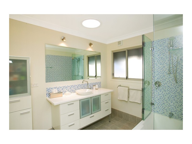 60 Horsfield Road, Horsfield Bay NSW 2256