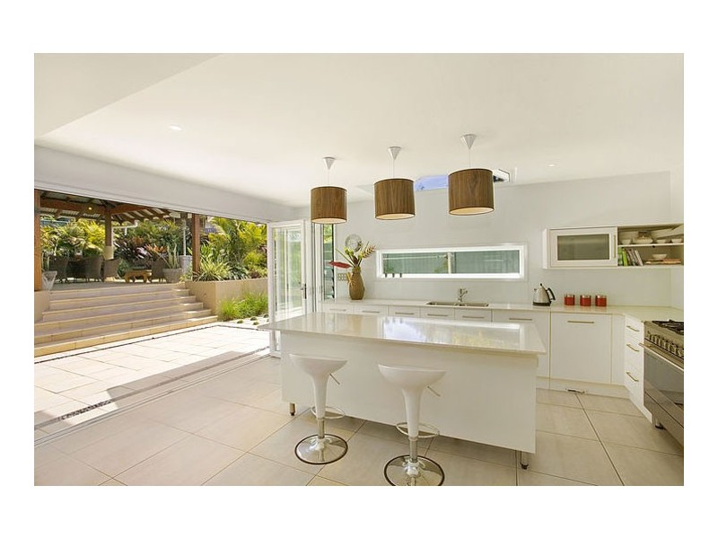 13 Kurow Close, Wamberal NSW 2260