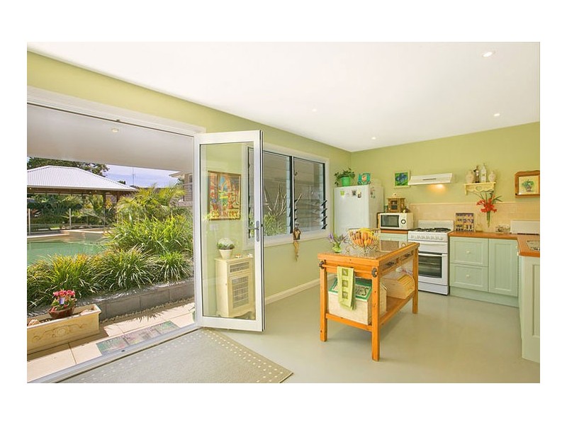 13 Kurow Close, Wamberal NSW 2260