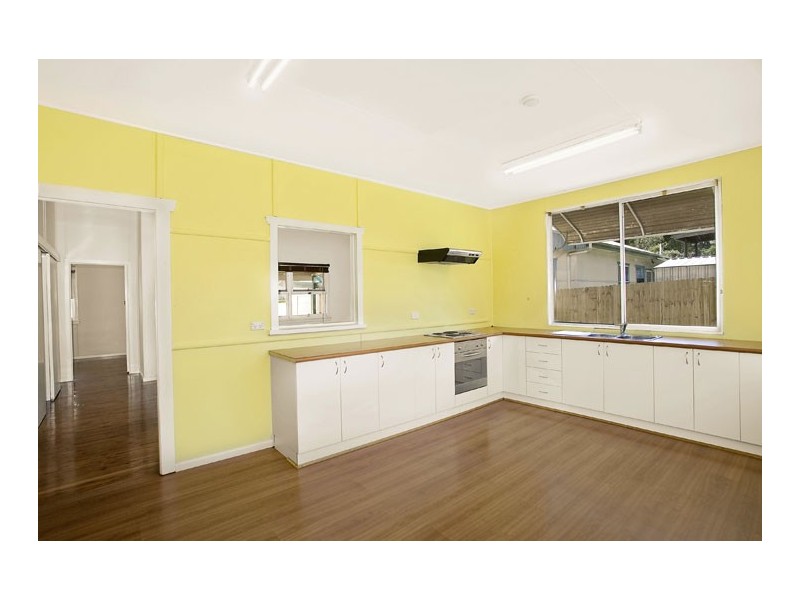 1018 The Entrance Road, Forresters Beach NSW 2260