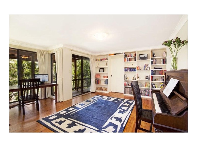 13 Surf Rider Avenue, North Avoca NSW 2260