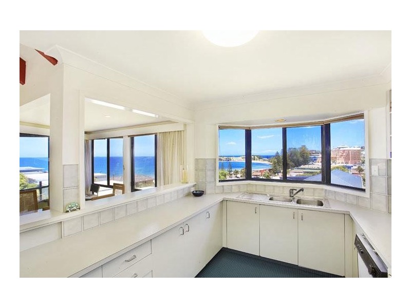 10 Barnhill Road, Terrigal NSW 2260